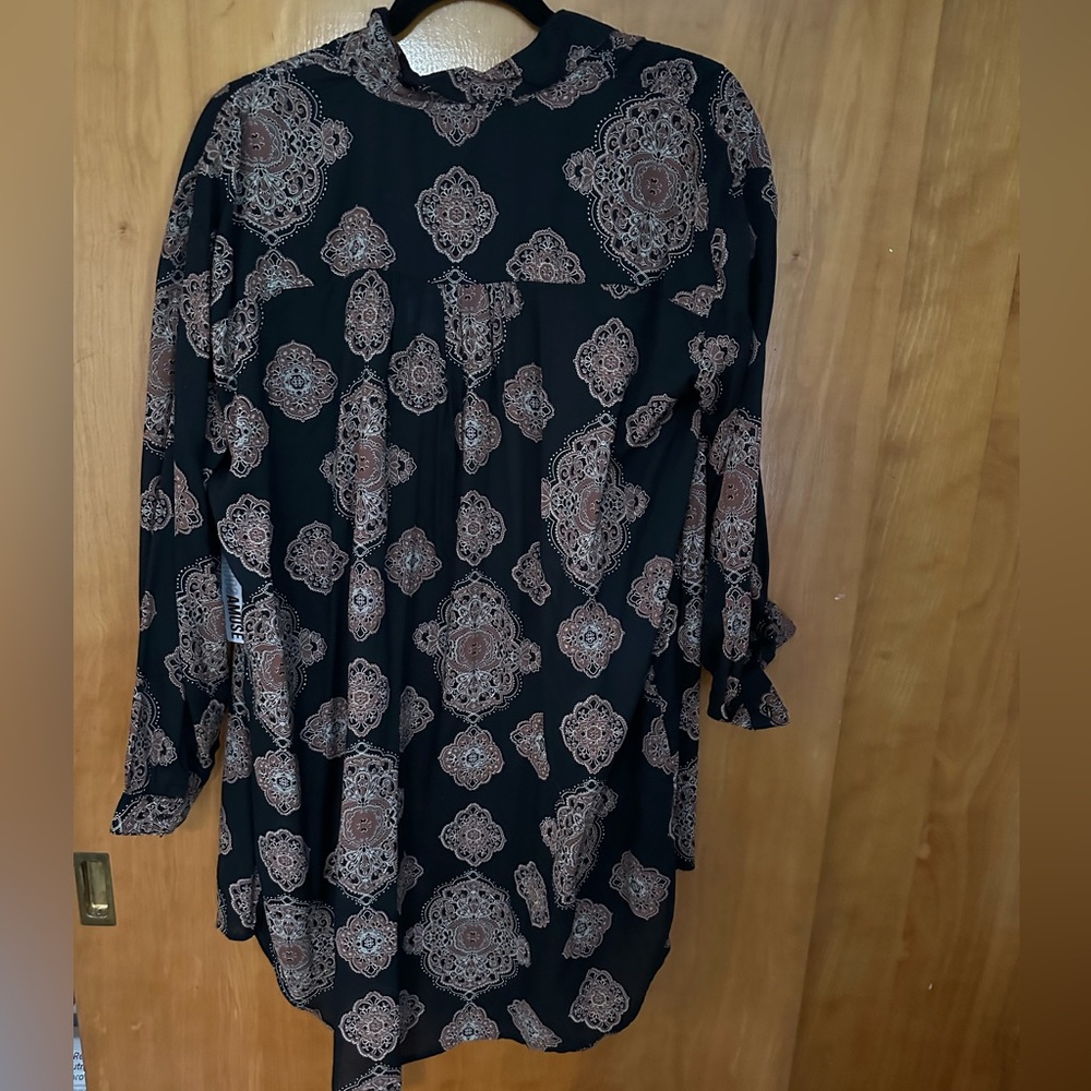 Button up Shirt Bundle - Picture 10 of 16